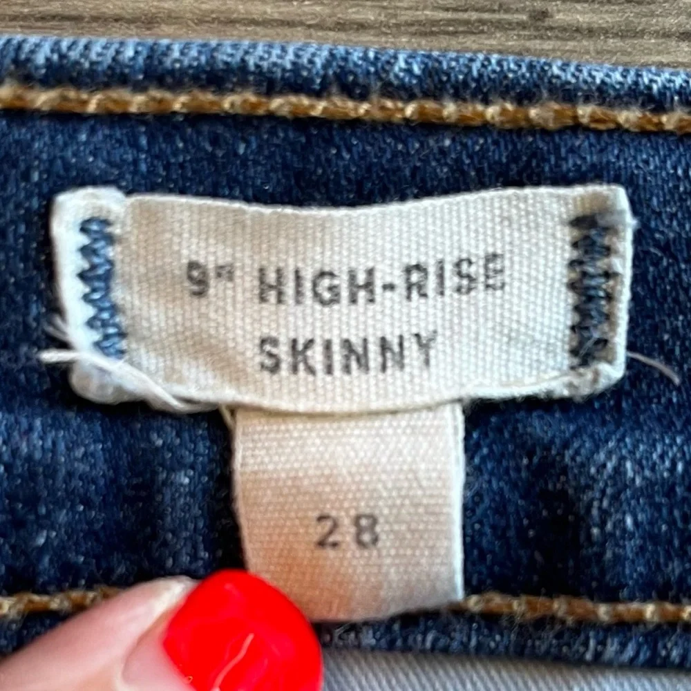 Madewell Women’s Distressed 9” High Rise Skinny Jeans Dark Medium Wash Size 28